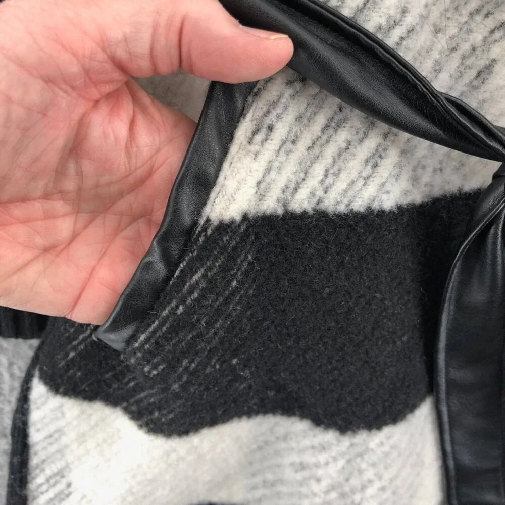 Chicos Sweater Women 1 US Medium Charlene Black Gingham Wool Blend Cardigan Belt - Picture 5 of 11